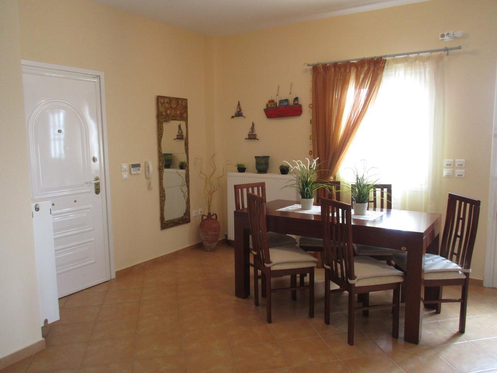 Dimitris Corinthian Villa Vrahati Esterno foto